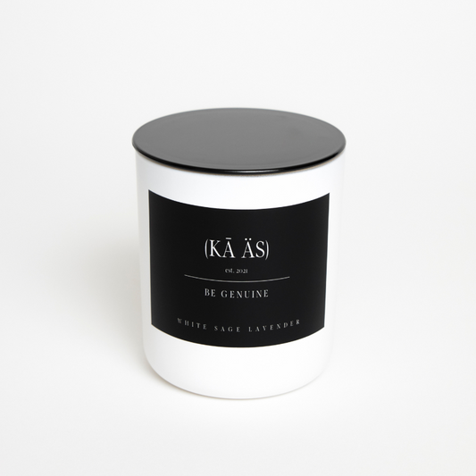 Be genuine Product shot with lid in a matte white vessel