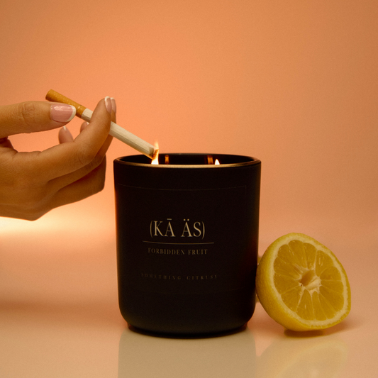 FORBIDDEN FRUIT CANDLE (14 oz)